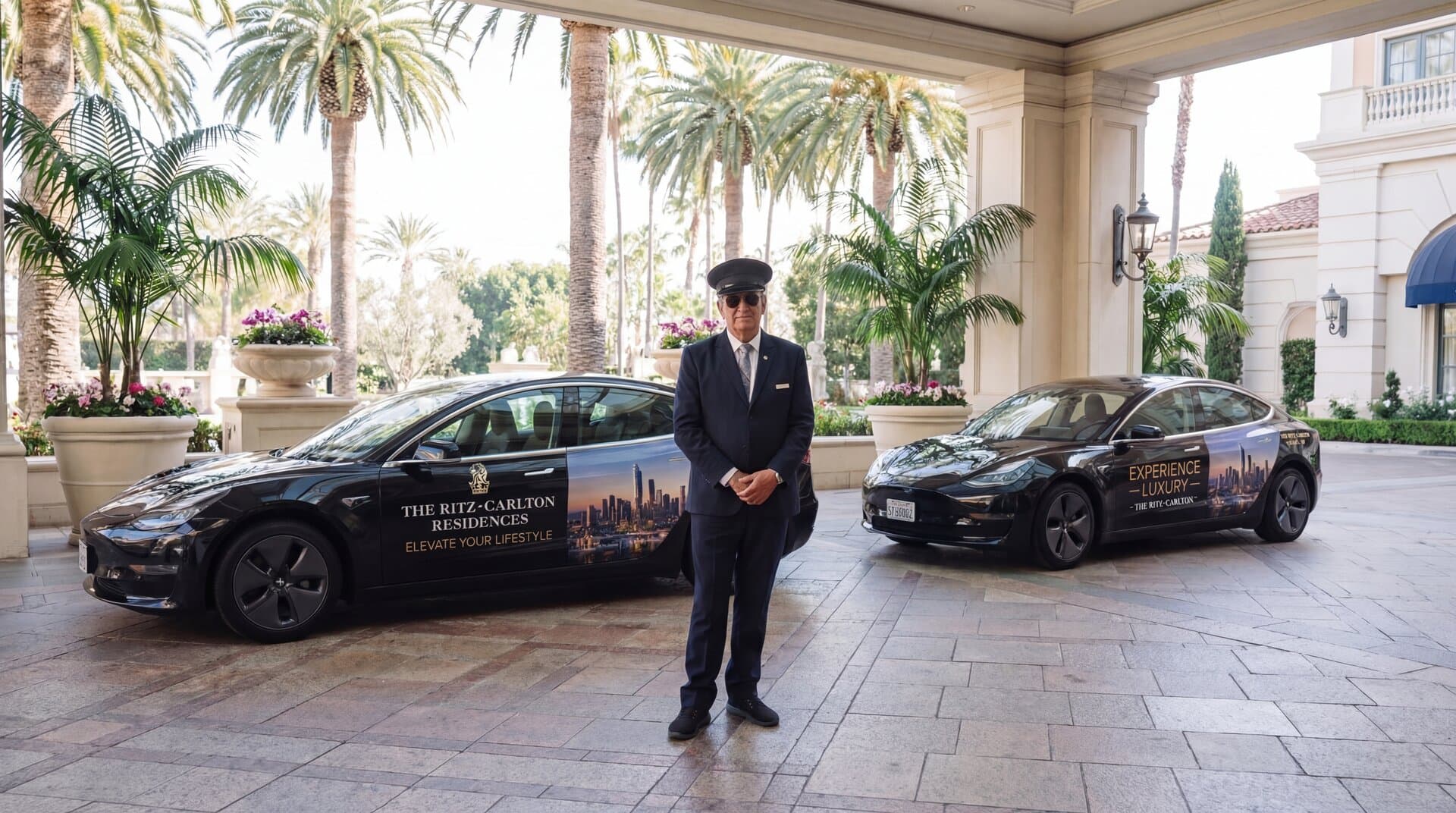 AdDRIVN driver vehicle on a city street